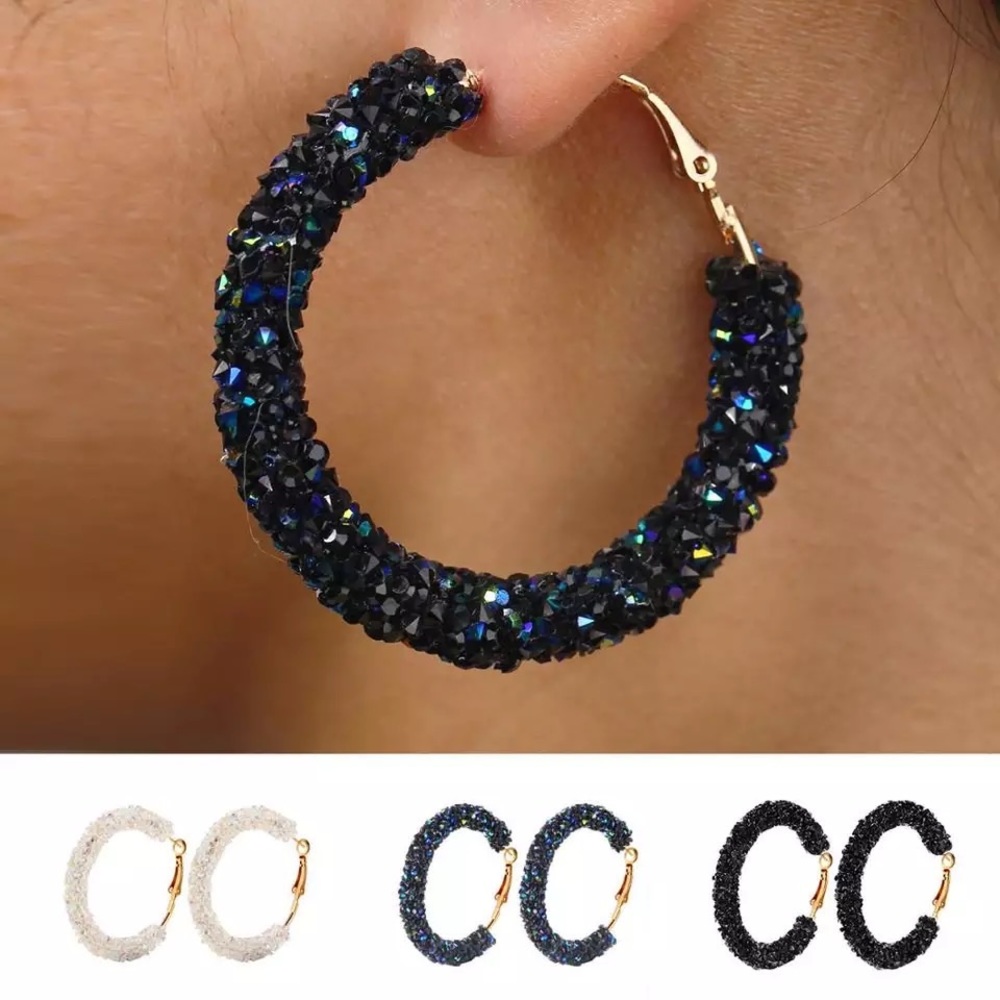 NWT Sparkling dangling earrings- white - Picture 2 of 4